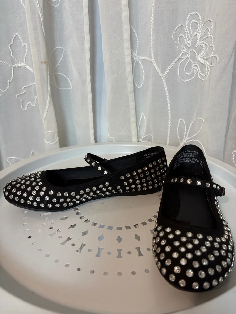 Madden NYC  NWOT Studded Black Mary Jane Flats